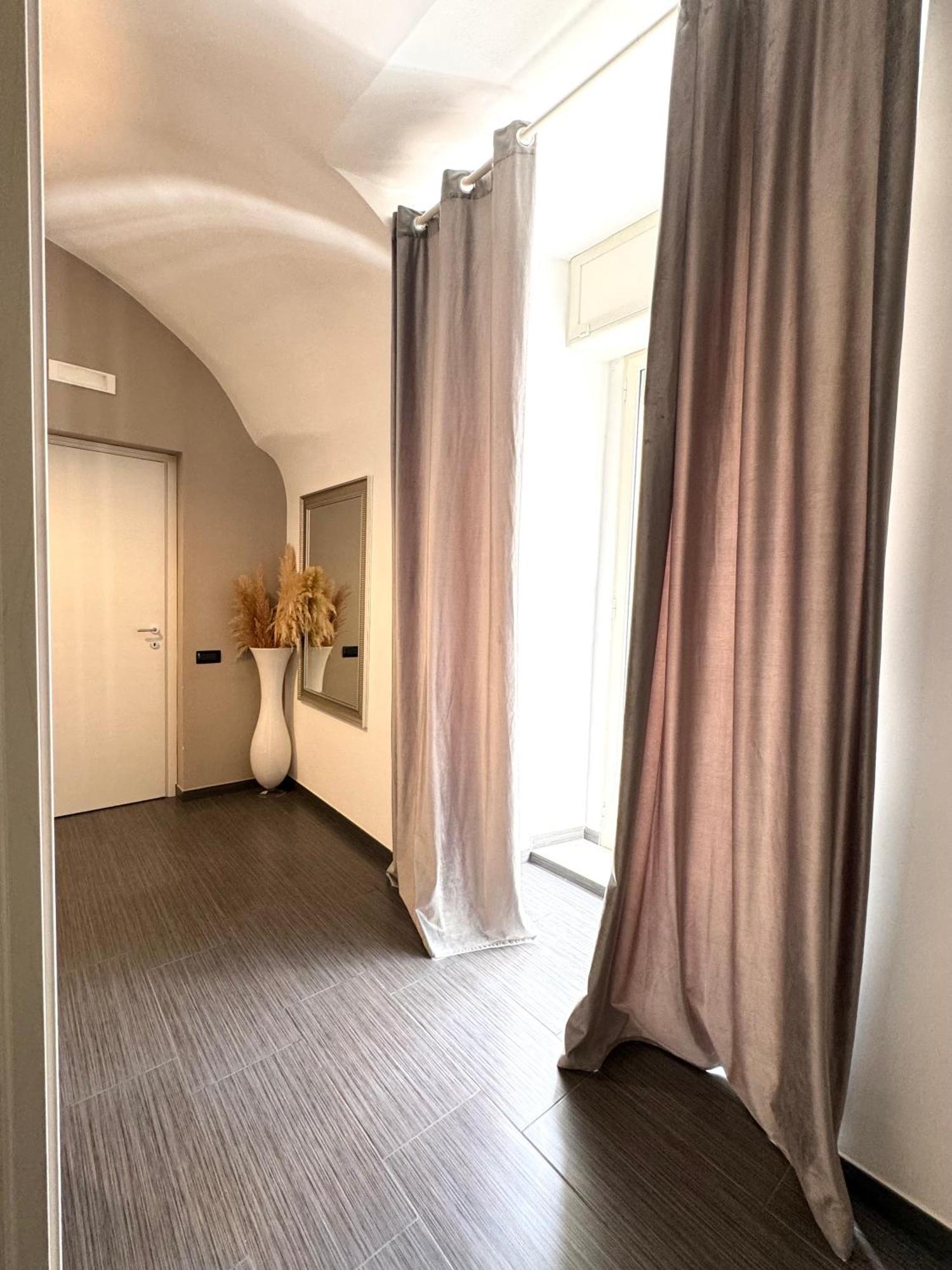 Plebiscito Home Neapel Exteriör bild